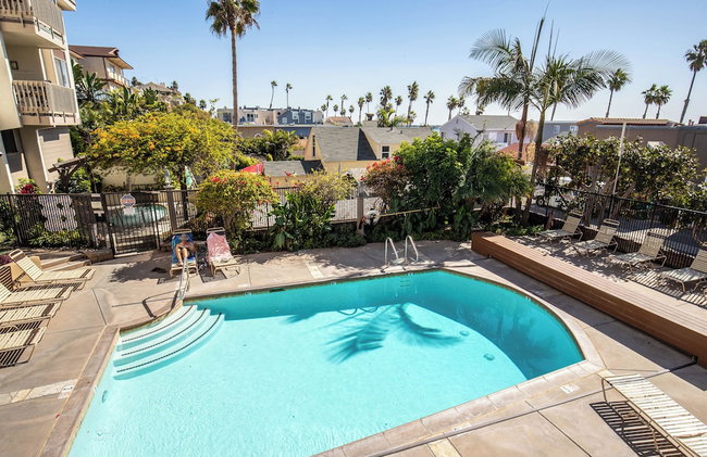 Oceanside Beach Condos - Photo 68