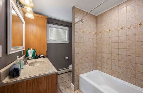 Spacious Home Hot Tub 2 Living Rooms Pets OK - Foto 21