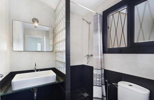 Casa con piscina privada en Sitges - Photo 12