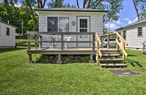 Pet-Friendly Lake Cabin Boat Rentals and Dock! - Photo 1