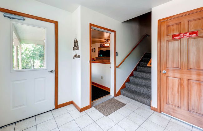 Streamside Lane Condos by CRMR - Foto 2