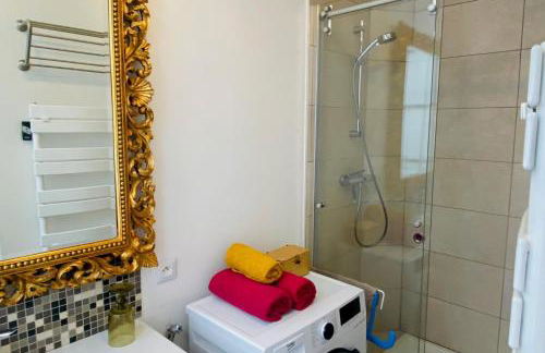 1 Bed Apartment Sleeps 4 Mezzanine -WiFi -Tv - Foto 5