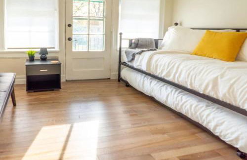 8BR at Tower Grove Park Sleeps 22 ABODEbucks - Photo 27