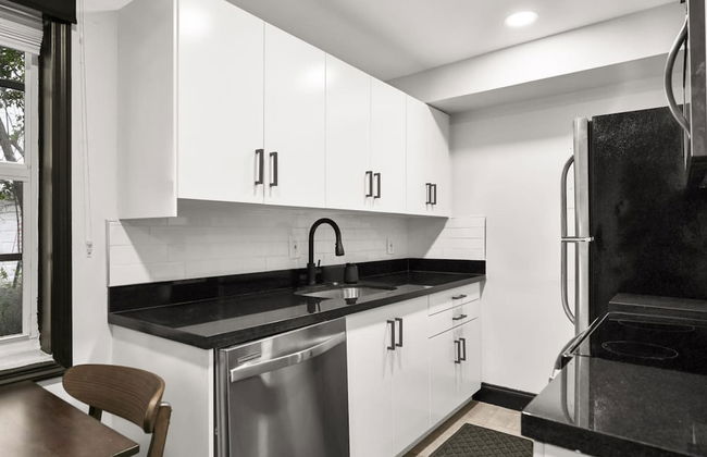 Escape to This Gorgeous new Wilton Manors Villa - Photo 51