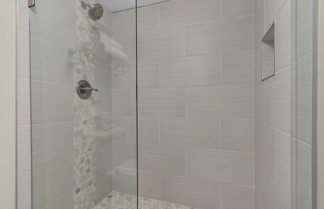 Edgewater Tower 2-805 - Foto 49