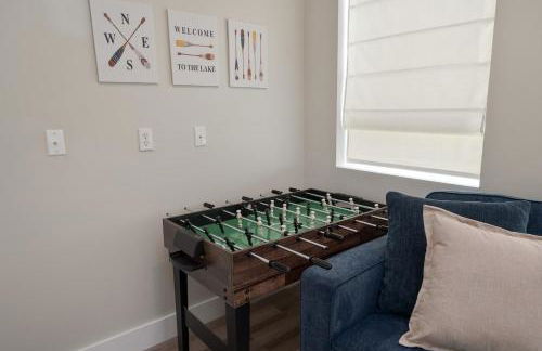 Modern Lake House 3 Blocks from the Lake! - Foto 10