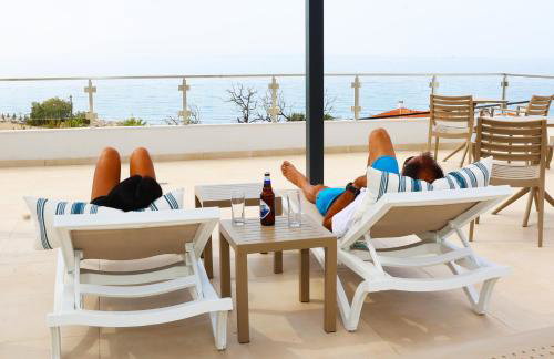 Ocean View Studios and Luxury Rooms - Foto 37