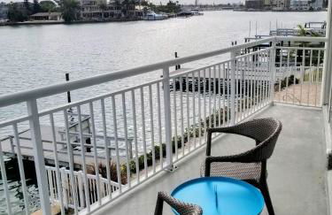 Provident Oceana Beachfront Suites - Foto 41