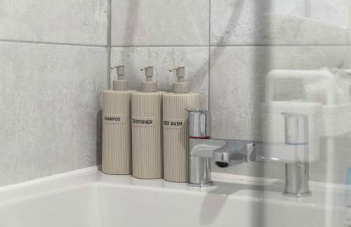 Fern Walk Modern 3 Bedroom House - Dalkeith - Photo 21