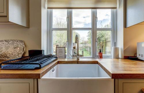 Walnut Cottage - Photo 8