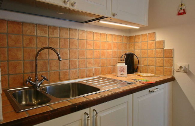 Spacious Villa With Pool in Fabriano Italy - Foto 17