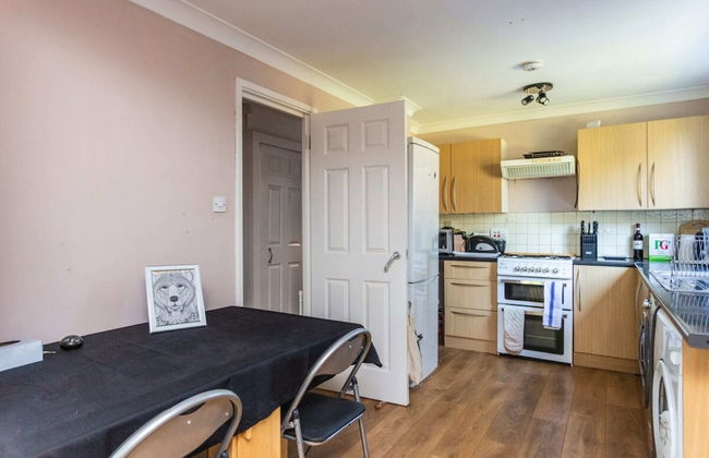 Spacious 2BD House W/private Garden - Kennington! - Foto 10