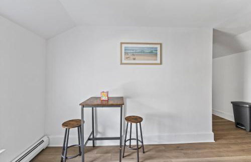 17-19Cozy&Spacious 6BR home in Malden with window AC and free parking - Foto 19