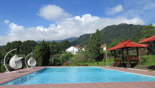 Sinar Express Villa - Foto 4, Piscina