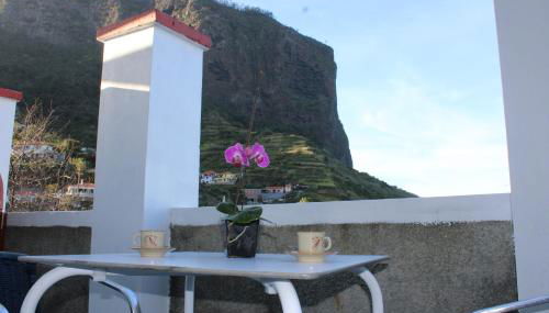 Leais ao Pico - Foto 2