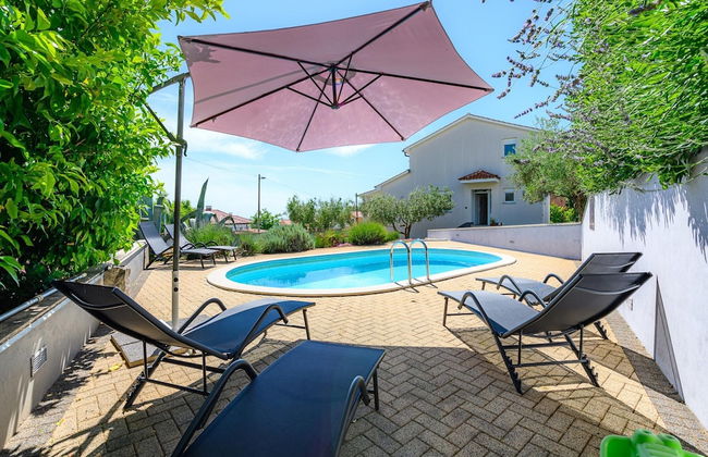 Villa Elisa With View - Foto 22