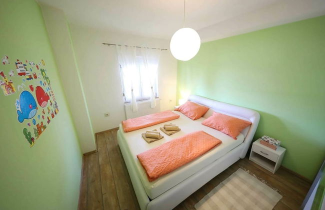 Charming Villa in Poličnik with Swimming Pool - Photo 3