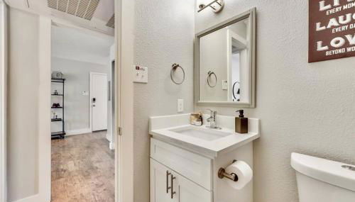 Global Cup Near Downtown Dallas - The Dapper Charm - Foto 3