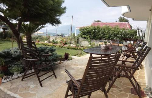 Παραθαλάσσιο διαμέρισμα με κήπο στον Αγιόκαμπο - Foto 22