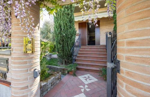 Serendipity - Photo 2