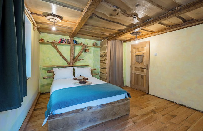 Viewtopia - The Secret Land - Photo 31