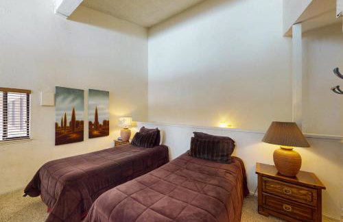 Summit 295 - Photo 35