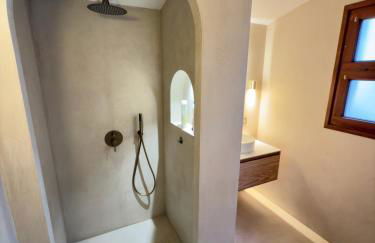 Beautiful Spacious Villa with Mountain View and Private Pool - Foto 25