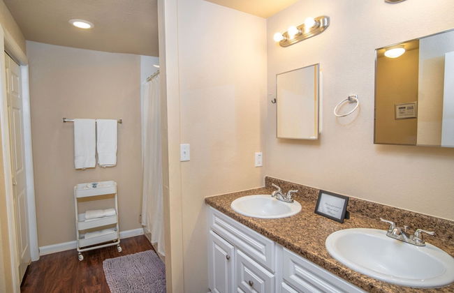 Nice 3br/2ba Near Downtown 2 min At&t Center - Foto 17