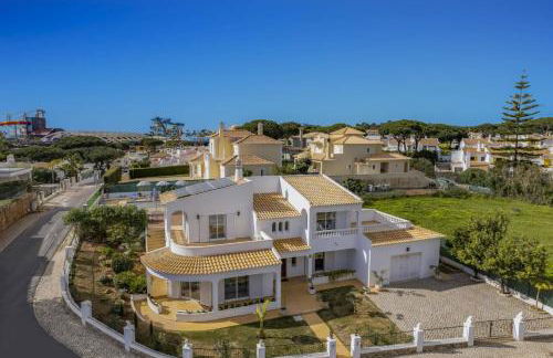 Villa Duas Sentinelas by Villa Plus - Photo 28