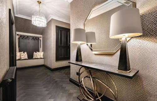 Near Transport - Hot tub - Fireplace - Sleeps 2 - Foto 11