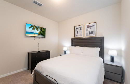 Modern Townhome with Resort Amenities - Foto 25
