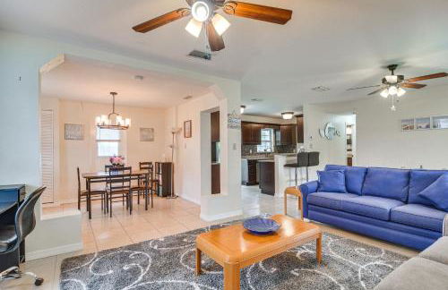 6 Mi to Beaches! Seminole Home with Furnished Patio - Foto 6