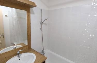 Appartement 3 pieces 6 personnes, 2 chambres, wifi fibre gratuit, piscine l'été et au pied des pistes l'hiver - Foto 11