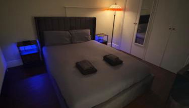 Timeless Spacious 1bedroom Duplex apartment with balcony in Shoreditch - Foto 5