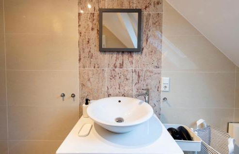 Stay and Work Apartment - 8 single beds - Garage - Foto 10