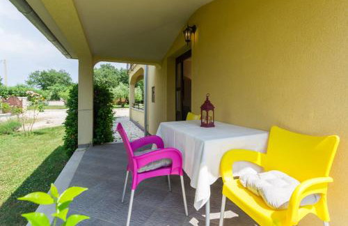 Apartment Susnjici 2 with Pool, Children Playground and Terrace - Photo 13