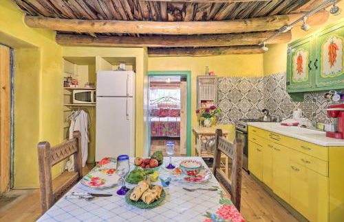 Artsy Santa Cruz Apartment with Shared Fire Pit! - Foto 8