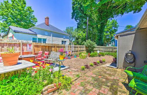 Dtwn Elizabethtown Home with Fire Pit and Gas Grill! - Foto 1