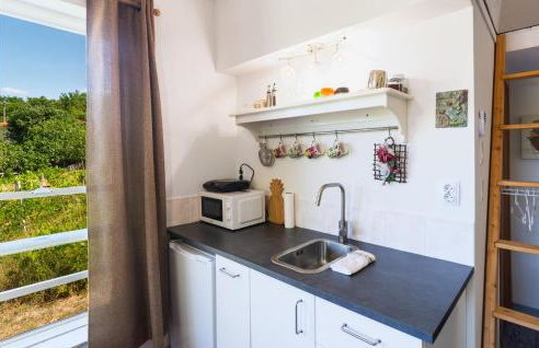 Gorgeous Home In Omis - Photo 13