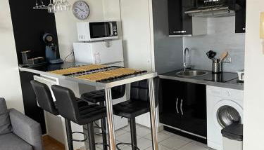 City Rose T2, Climatisation,parking privé, piscine, wifi , tout confort - Photo 3