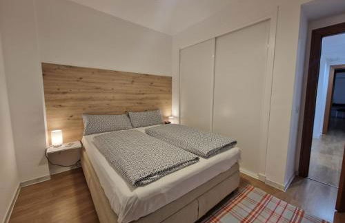 SR Reserva de Marbella 2BDR with private garden - Photo 25