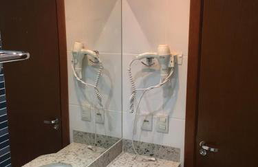 Flat Familiar a 400 metros do Hot Park com Piscinas e Conforto - Foto 32