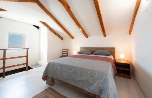 2 Bedroom Amazing Home In Dubravica - Foto 35