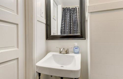 Charming Buffalo Apartment 2 Mi to Downtown - Photo 17