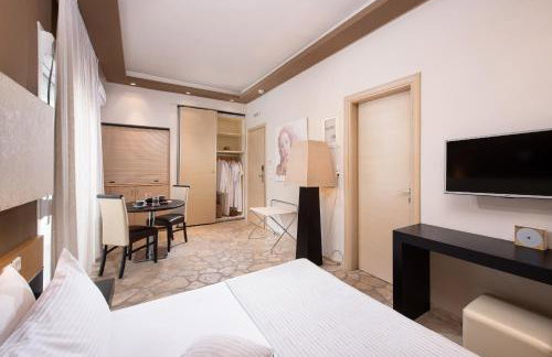 Afrodite Suites - Photo 27