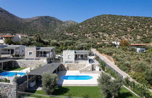 Family Friendly Basilicata Attali villa Private Pool,Children area - Foto 3