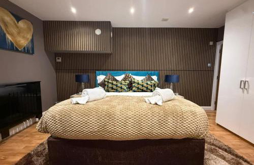 Stylish 1 Bedroom Shoreditch Apartment Sleeps 4 Near Old Street Station - Foto 13