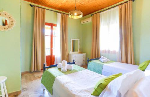 Cochelli Lower Pool Walk to beach WiFi AC - Foto 24