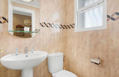 Sunny flat with pool by Costarentals - Ref 52 - Photo 22