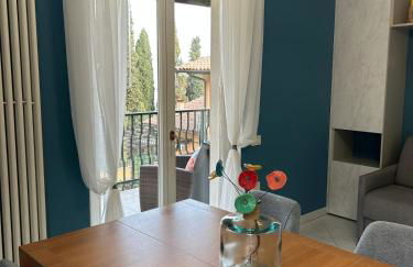 La Verbena a fianco del Vittoriale, vista piscina, 10 minuti a piedi dal lungo lago - Foto 23